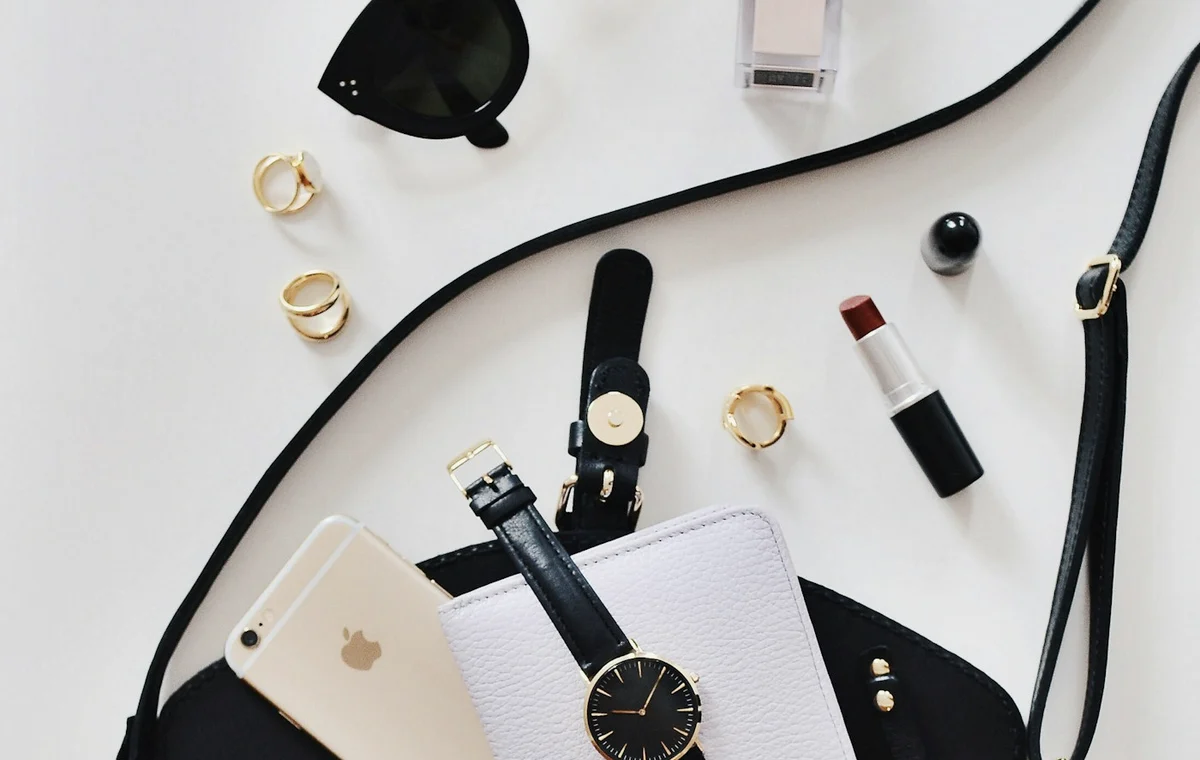 Editorial shopping table with accessories and sale notes